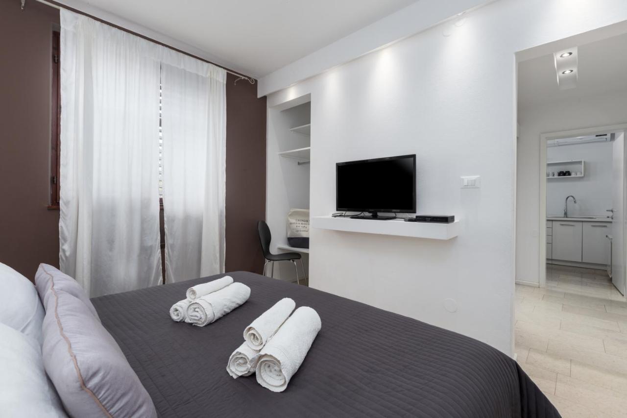 Apartments And Rooms Villa Bori Porec Luaran gambar